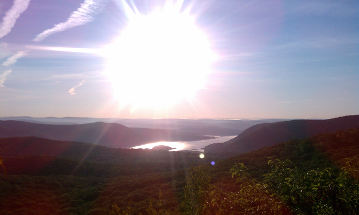 appalachian trail bear harriman parks 25